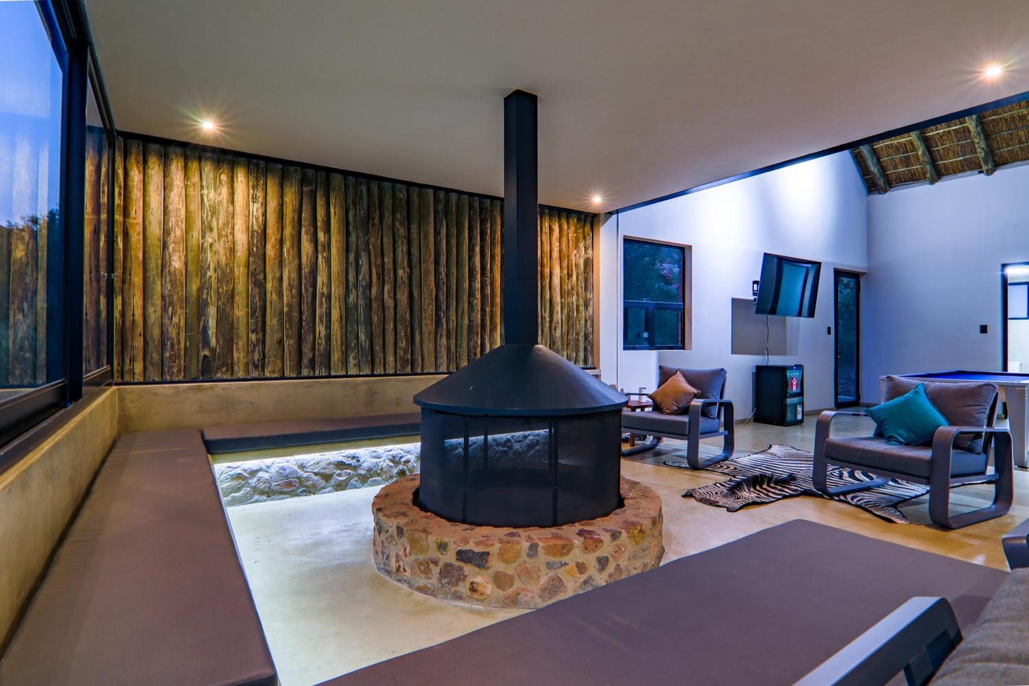 Cliffhanger Lodge Mabula Game Reserve Bagian luar foto