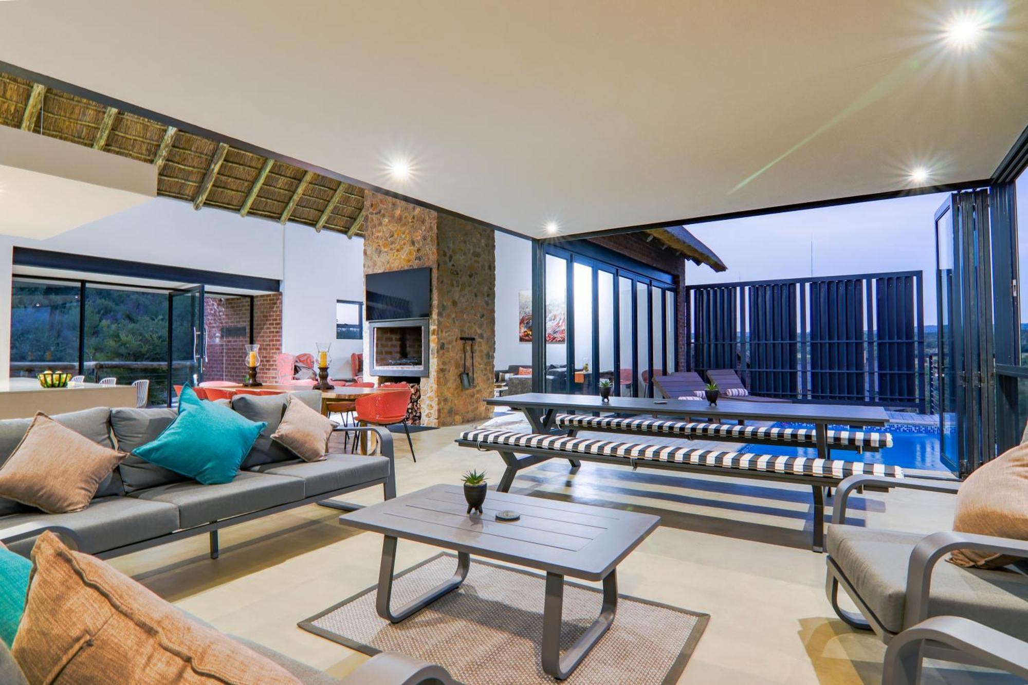 Cliffhanger Lodge Mabula Game Reserve Bagian luar foto
